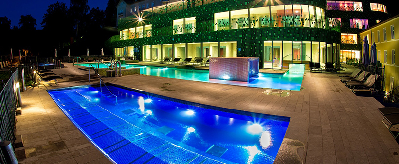 Rimske Terme, karta za celodnevno kopanje in burger - Kuponko.si