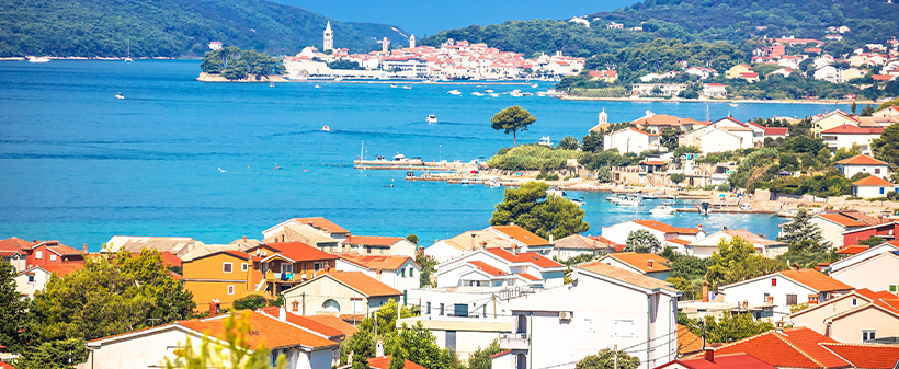 Kamp Arena Indije****, Banjole, Hrvaška - Kuponko.si