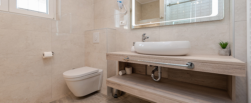 Ap. Bračić 3*, Sukošan: najem apartmaja z bazenom - Kuponko.si