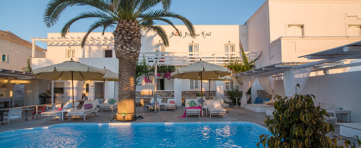 Beach Boutique*** na otoku Santorini v Grčiji - Kuponko.si