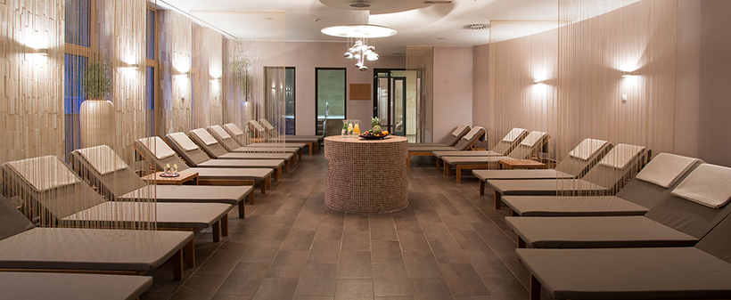 Wellness Hotel Montis, Golte: smučarski paket - Kuponko.si