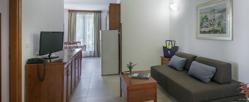 Apartmaji Punta****, Veli Lošinj, Hrvaška - Kuponko.si