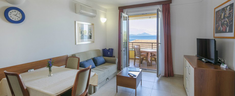 Apartmaji Punta****, Veli Lošinj, Hrvaška - Kuponko.si