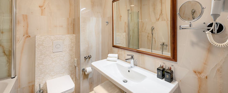 Hotel Cvita 4*; zimski oddih v Splitu - Kuponko.si