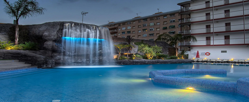 Papi hotel*** v Costa Bravi v Španiji - Kuponko.si