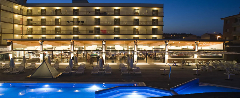 Papi hotel*** v Costa Bravi v Španiji - Kuponko.si