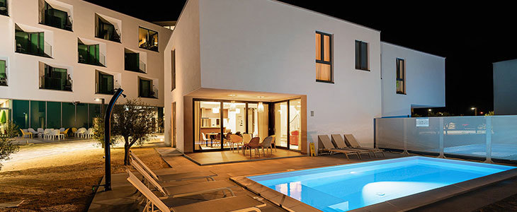 Hotel Olea 4*, Pag: 2x nočitev s polpenzionom - Kuponko.si