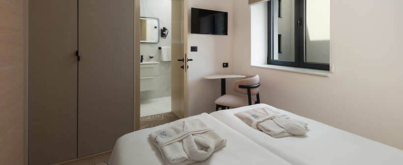 SeeSea hotel, Vodice: oddih s kopanjem - Kuponko.si