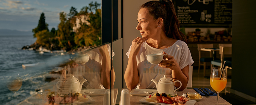 Hotel Istra Opatija, morski oddih s polpenzionom - Kuponko.si