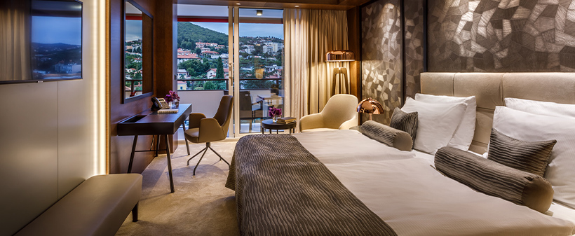 Hotel Ambasador 5* Opatija, wellness oddih na morju - Kuponko.si