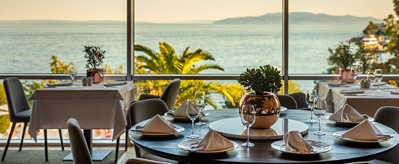 Hotel Ambasador 5* Opatija, wellness oddih na morju - Kuponko.si