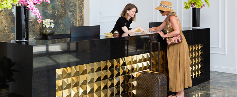 Hotel Corner 4*, Split, morski oddih  - Kuponko.si