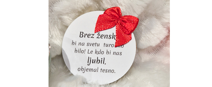 3× steklen lonček z dišečo umetno vrtnico! - Kuponko.si