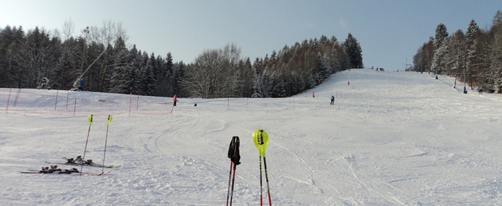 Smučišče Poseka: smučarska karta - Kuponko.si