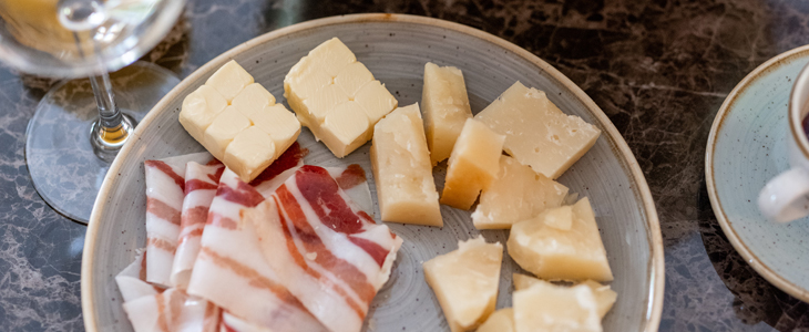 Apartmaji Residence Soča: valentinovo - Kuponko.si