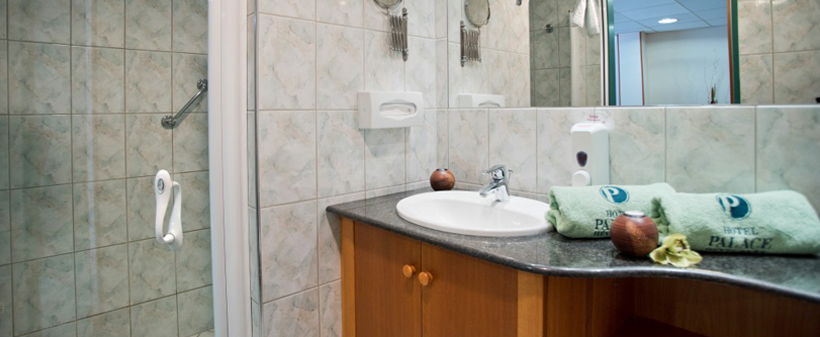 Hevizi Palace Hotel, Madžarska - Kuponko.si