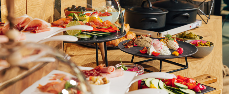 Hotel Grof 4*, Vransko: oddih s savno, valntinovo - Kuponko.si