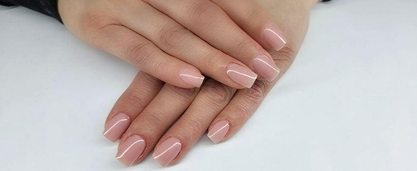 Lepotni salon Holos: permanentno lakiranje - Kuponko.si