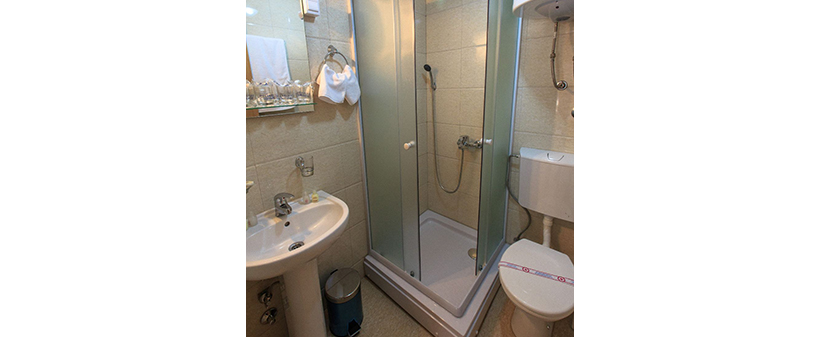 Vili Sunce, Sutomore: 7x nočitev, polni penzion - Kuponko.si