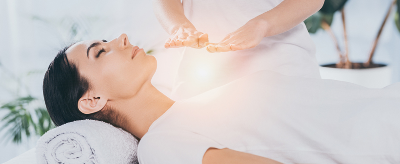 Moč dotika; Reiki osebnostna terapija - Kuponko.si