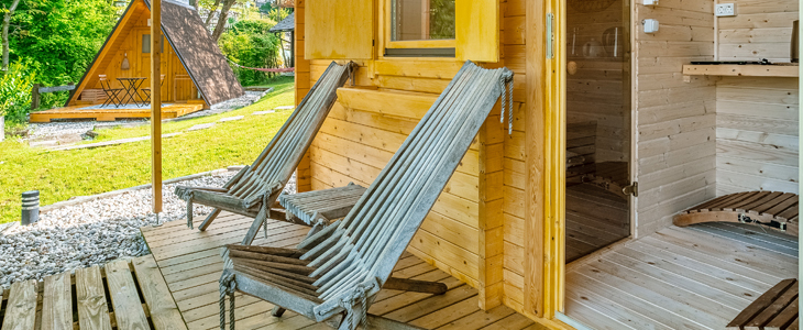 Resort pod orehi, glamping Luna, Bled - Kuponko.si