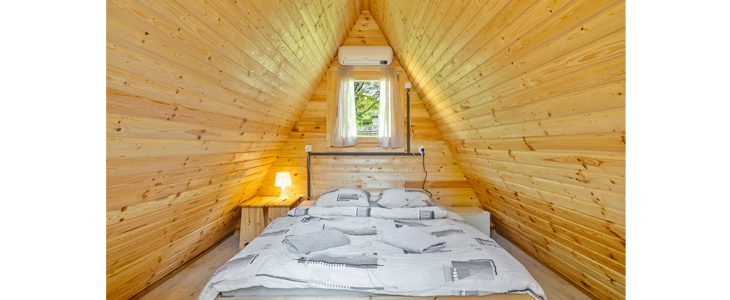 Resort pod orehi, glamping Luna, Bled - Kuponko.si