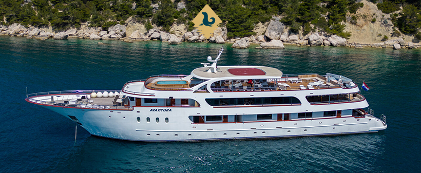 Križarjenje po Dalmaciji z luksuzno kržarko - Kuponko.si