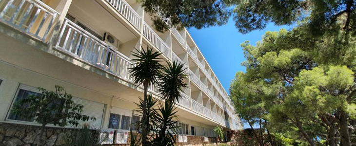 Turistično naselje Sagitta***, Omiš, Hrvaška - Kuponko.si