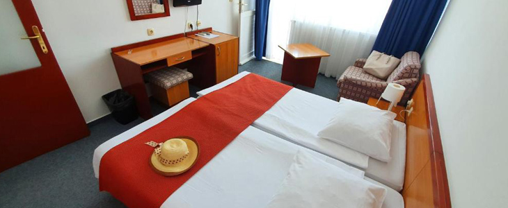 Turistično naselje Sagitta***, Omiš, Hrvaška - Kuponko.si