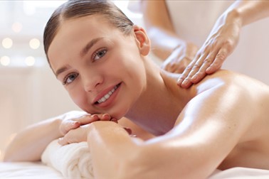 Minimalist beauty salon: klasična masaža, 60 min