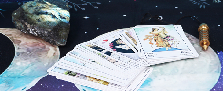 Vedeževalec Rok: vedeževanje, 5 vprašanj - Kuponko.si