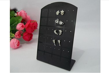 Plastično stojalo za 24 uhanov