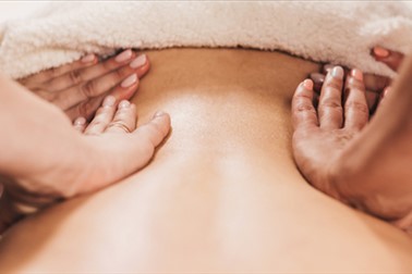 Salon LEPANOGA : štiriročna masaža