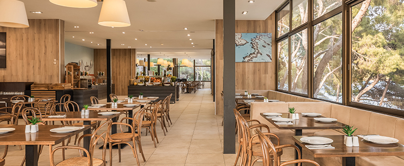 Aminess Younique Senses Resort, oddih na Hvaru - Kuponko.si