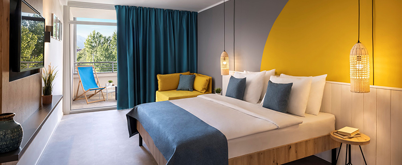 Sunny Baška Hotel by Valamar, Krk: pomladni oddih - Kuponko.si