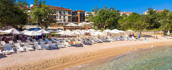 Blue Waves Resort 4*:  morski oddih s polpenzionom - Kuponko.si