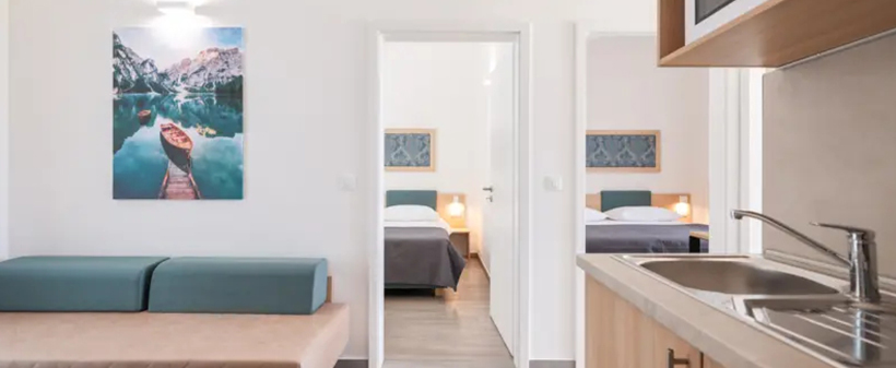 Apartmaji Medena 4*, Seget Donji (Trogir) - Kuponko.si