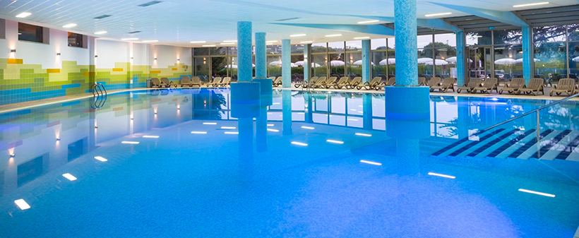 Remisens Hotel Lucija 4*: oddih s polpenzionom - Kuponko.si