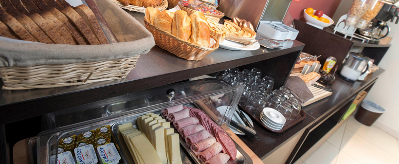 Source Hotel Paris 3*, romantičen oddih z zajtrkom - Kuponko.si
