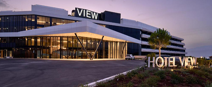 Grand hotel View 4*, Postira, Brač: prvomajski oddih - Kuponko.si