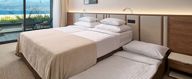 Grand hotel View 4*, Postira, Brač: prvomajski oddih - Kuponko.si