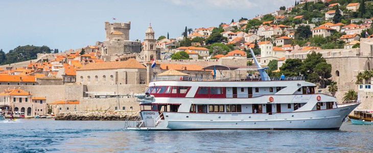 Luksuzno križarjenje po jadranu z ladjo MS Splendid - Kuponko.si