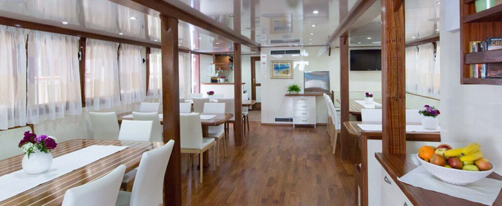 Luksuzno križarjenje po jadranu z ladjo MS Splendid - Kuponko.si