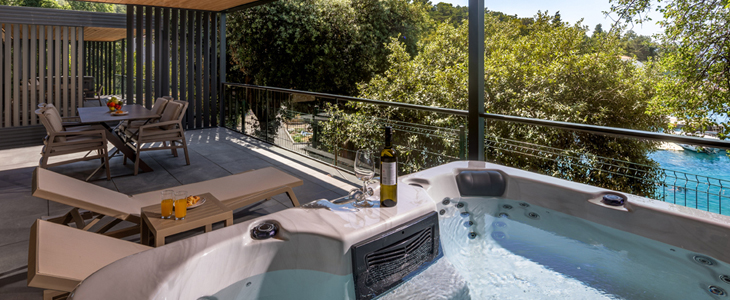 Adrialux Campsite - mobilne hiške v Selcu - Kuponko.si