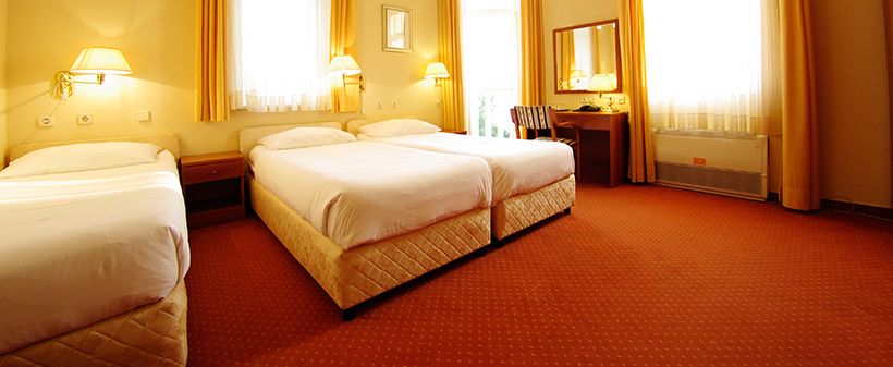 Hotel Vila Ružica 3*, Crikvenica: oddih s polpenzionom - Kuponko.si