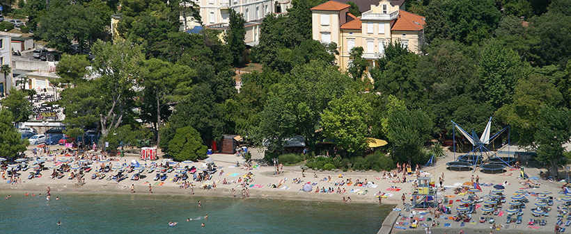 Hotel Vila Ružica 3*, Crikvenica: oddih s polpenzionom - Kuponko.si