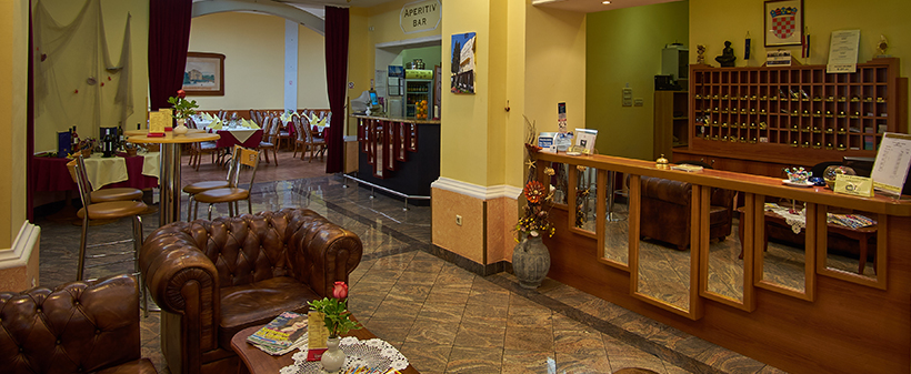 Hotel Vila Ružica 3*, Crikvenica: oddih s polpenzionom - Kuponko.si