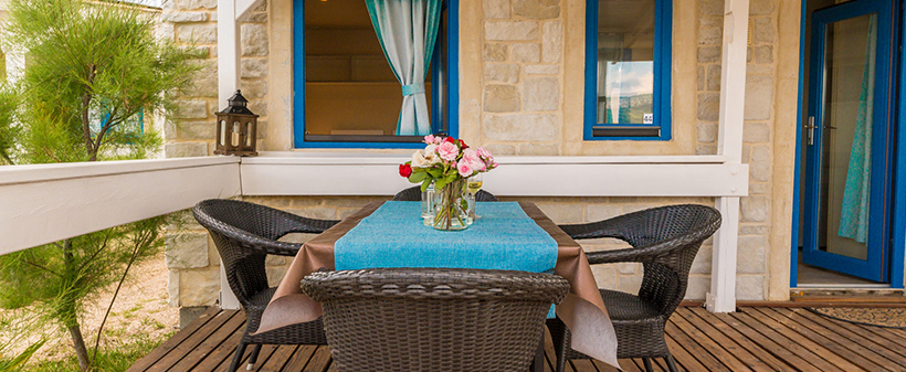 Camp Tiha, Šilo, otok Krk: mobilne hišice - Kuponko.si