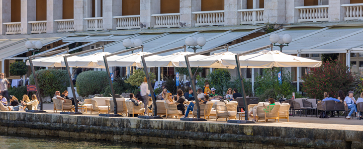 Hotel Neptun, Brioni: oddih s polpenzionom - Kuponko.si