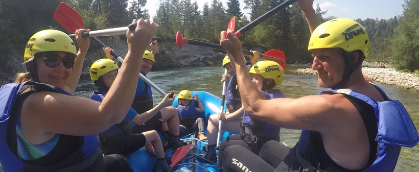 TinaRaft: rafting 13 km na Gorenjskem - Kuponko.si
